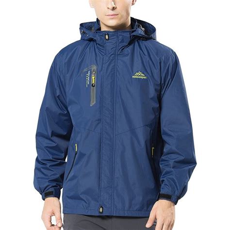 Gucci Lightweight and Waterproof Jackets for Men 